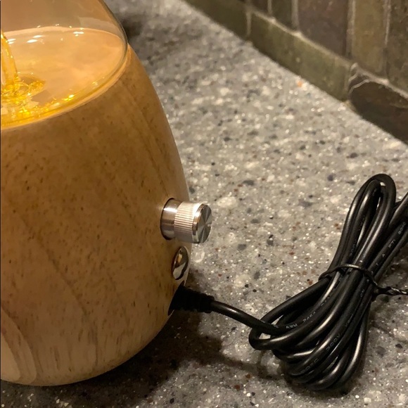 Nebulizing Diffuser For Aromatherapy♥️ - Picture 4 of 8